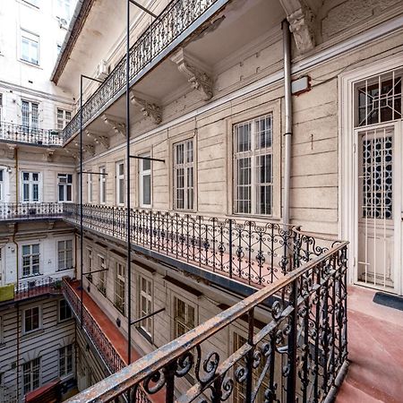 Soho Downtown Apartment Budapest Exterior foto