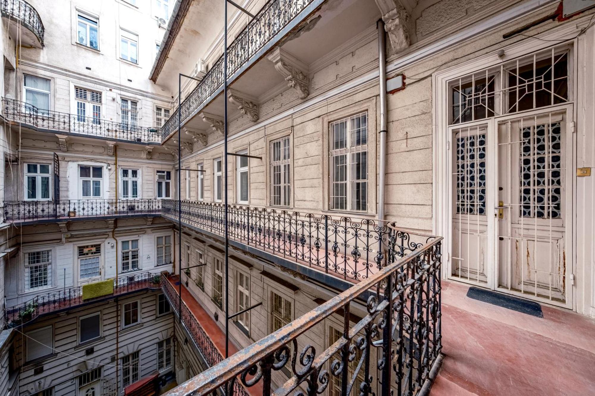 Soho Downtown Apartment Budapest Exterior foto